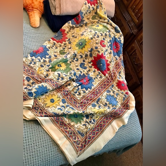 Flaw Beautiful Vibrant Color Cotton Twin Size Bedding Made In Pakistan Karavan - Picture 7 of 13